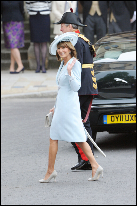 Carole Middleton - Arrivée à l'abbaye de Westminster pour le mariage de Kate et William le 29 avril 2011
