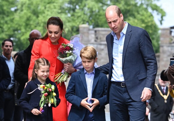 Kate Middleton, le prince William et leurs enfants, la princesse Charlotte et le prince George - Visite à Cardiff, à l'occasion du jubilé de platine de la reine d'Angleterre. Le 4 juin 2022.