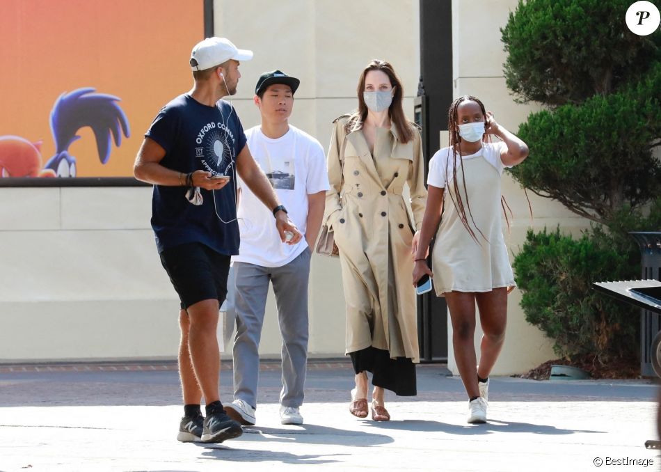 Angelina Jolie est allée faire du shopping avec Zahara et Pax au