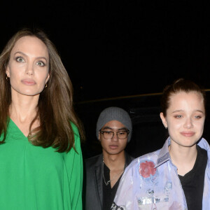 Angelina Jolie et sa fille Shiloh Jolie-Pitt - Les acteurs du film "Les Éternels (Eternals)" arrivent à l'afterparty de la première du film à Londres le 28 octobre 2021.
