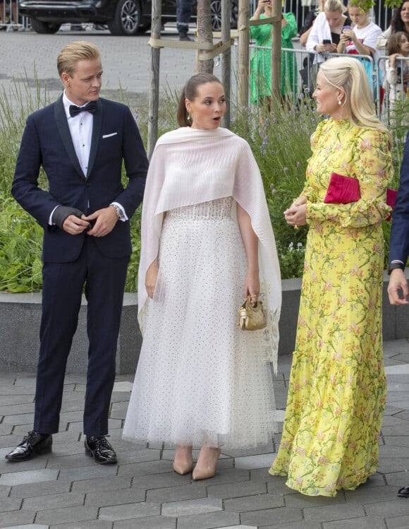 Marius Hoelby, La princesse Ingrid Alexandra de Norvège, la princesse Mette-Marit de Norvège - Soirée de gala à l'occasion du 18 ème anniversaire de la princesse Ingrid Alexandra de Norvège à Oslo, le 16 juin 2022. 