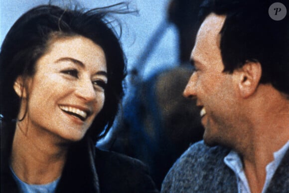 Archives - Jean-Louis Trintignant et Anouk Aimée sur le tournage du film "Un homme et une femme" 1966