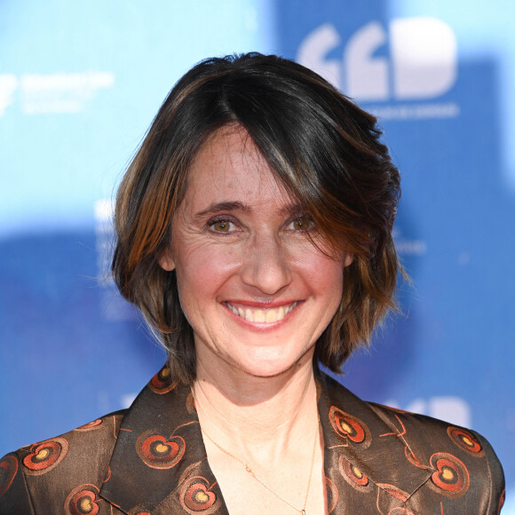 Alexia Laroche-Joubert au photocall du jury de la première édition du film de demain (FFD) au Ciné Lumière de Vierzon le 2 juin 2022. © Coadic Guirec / Bestimage