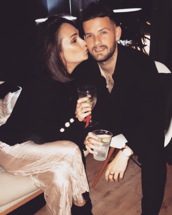 Tom Mann et sa fiancée Danielle Hampson sur Instagram.
