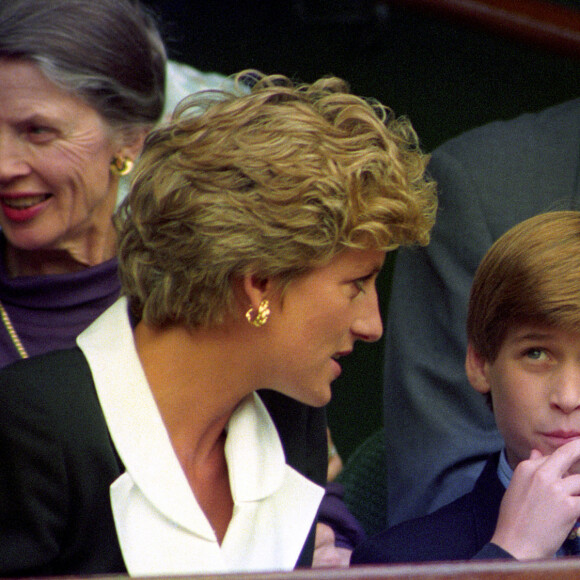 La princesse Diana et son fils le prince William en 1994.