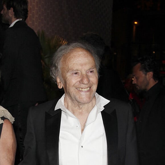 En France, à Cannes, Jean-Louis Trintignant et sa compagne Marianne HOEPFNER, lors du diner à l'issue du photocall des remises des prix du 65ème festival international du film de Cannes  Le 20 mai 2012 © Jean-Jacques Descamps via Bestimage