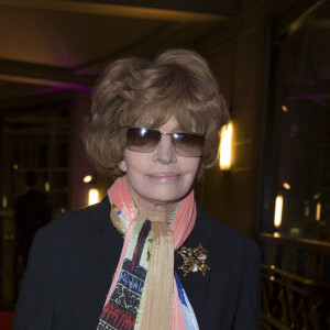 Nadine Trintignant - Dîner LINK pour les 30 ans de AIDES au Palais d'Iéna à Paris le 8 décembre 2014. LINK est un fonds de dotation créé par des femmes et des hommes, dirigeants de tous horizons qui ont choisi de se rassembler pour que soit gagnée la bataille contre le sida. Lors du dîner, Carla Bruni à donné un concert très émouvant. 