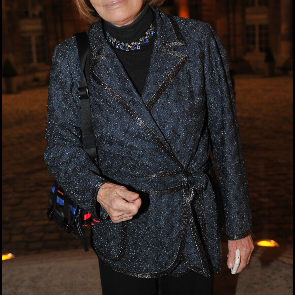 Nadine Trintignant - Albina du Boisrouvray reçoit les insignes d'officier dans l'ordre des arts et des lettres des mains de Gilles Jacob à Paris le 21 novembre 2011