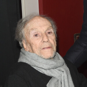 Exclusif - Jean-Louis Trintignant - Jean-Louis Trintignant célèbre ses 88 ans sur la scène du théâtre de la Porte Saint-Martin ou il lit des poèmes de Prévert, Vian, Leprest ou encore Apollinaire à Paris le 11 décembre 2018. © Coadic Guirec/Bestimage