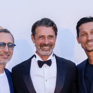 Gad Elmaleh, Patrick Mouratoglou et Laurent Bensadune - 8 ème gala étoilé Patrick Mouratoglou au profit de la Fondation Champ'seed à la Mouratoglou Academy à Sophia-Antipolis le 19 juin 2022. © Mouratoglou Gala via Bestimage 