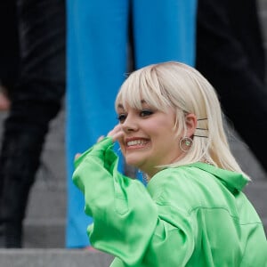 Louane Emera - Arrivées au défilé de mode Hommes printemps-été "AMI" au Sacré Coeur à Paris. Le 23 juin 2022 © Veeren-Christophe Clovis / Bestimage 