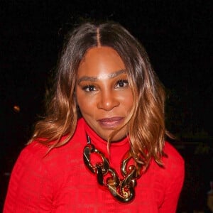 Serena Williams arrive à la soirée "Darren Dzienciol & Richie Akiva' s Oscar Party" à Los Angeles, le 26 mars 2022. 