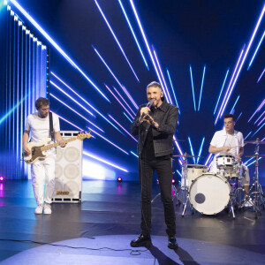 Exclusif - Christophe Willem - Tournage de l'émission "La Fine Equipe de Pierre Palmade", diffusée le 25 juin sur France 2 © Cyril Moreau-Tiziano Da Silva / Bestimage