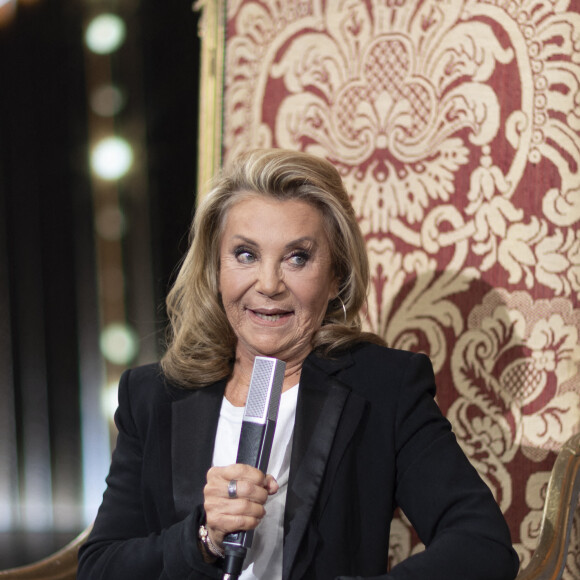 Exclusif - Sheila - Tournage de l'émission "La Fine Equipe de Pierre Palmade", diffusée le 25 juin sur France 2 © Cyril Moreau-Tiziano Da Silva / Bestimage
