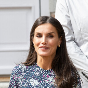 La reine Letizia d'Espagne, lors de la réunion du conseil d'administration de la Fundación Comité Español de los Colegios del Mundo Unido qui s'est tenue au Palais de la Zarzuela, à Madrid, Espagne, le 15 juin 2022. 