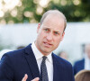 Le prince William, duc de Cambridge, lors d'une cérémonie multiconfessionnelle et de dépôt de couronnes au pied de la tour Grenfell à Londres, Royaume Uni