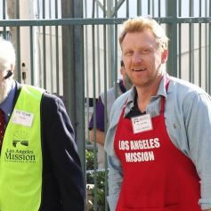 Kevin McKidd - Les personnalités distribuent de la nourriture pour" Los Angeles Mission " Le 21 décembre 2018 