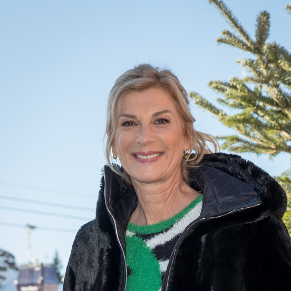 Michèle Laroque - Photocall du film "Chacun chez soi" lors de la 23ème édition du festival international du film de comédie l'Alpe d'Huez le 16 janvier 2020. © Cyril Moreau/bestimage