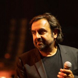 André Manoukian - Concert solidaire au profit des enfants de la guerre "Ensemble" à l'Olympia à Paris le 4 juillet 2022. © Anthony Mkrtchian via Bestimage 