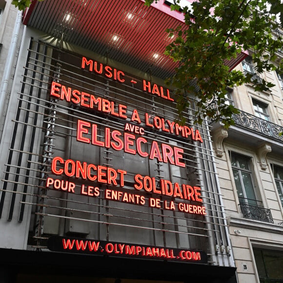 Elsa Zylberstein à la soirée "Ensemble à l'Olympia", concert solidaire pour les enfants de la guerre, à Paris. Le 29 juin 2022 © Coadic Guirec / Bestimage 