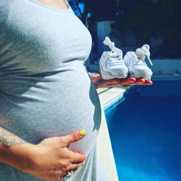 Camille Lellouche enceinte sur Instagram.