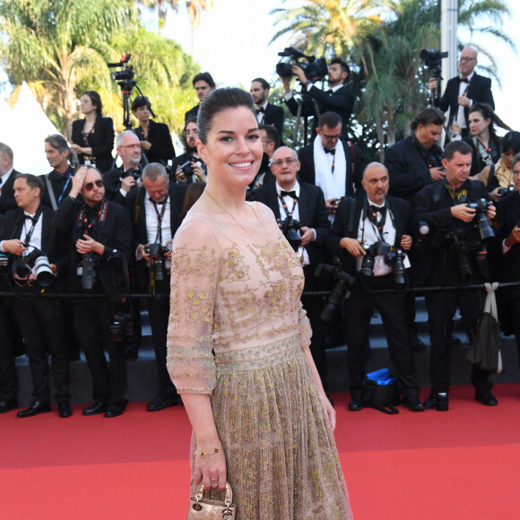 Sophie Tapie - Montée des marches du film "Armageddon Time" lors du 75ème Festival International du Film de Cannes. Le 19 mai 2022 © Rachid Bellak / Bestimage 