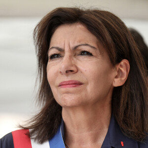 Anne Hidalgo lors de la cérémonie commémorative du 82ème anniversaire de l'Appel à la résistance du général Charles de Gaulle du 18 juin 1940, au mémorial du Mont-Valérien, à Suresne, France, le 18 juini 2022. © Stéphane Lemouton/Bestimage 