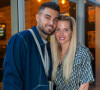 Exclusif - Thibault Garcia et sa femme Jessica Thivenin lors de la soirée " Come Chill with Booba " au bar Le Tube à Dubaï le 21 octobre 2021. © Nicolas Briquet / Bestimage