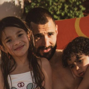 Karim Benzema et ses deux enfants, Mélia et Ibrahim. Janvier 2021.