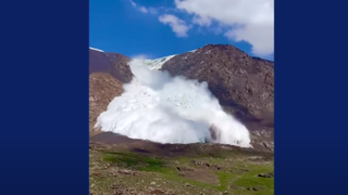 Avalanche au Kirghizistan : Vidéo effroyable, comment le randonneur piégé a survécu ?