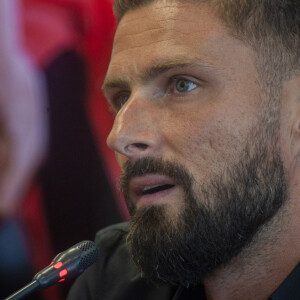 Olivier Giroud en conférence de presse pour la sortie en Italie de son livre "Crederci sempre" à Milan. Il s'agit de la traduction en italien de son livre autobiographique publié en 2020 en France "Toujours y croire". Milan, le 7 juillet 2022.