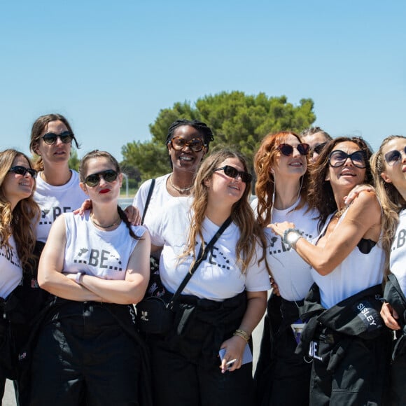 Julia Layani, Charlotte Gabris, Joséphine Draï, Nami Isackson, Élise Goldfarb, Melococo (Mélody Coco), Sandra Sisley et Tristane Banon - Deuxième édition du challenge caritatif "Talon Pointe Saison 2 / Can-Am" sur le circuit Paul Ricard au Castellet, France, le 9 juillet 2022.  © Patrick Carpentier/Bestimage 