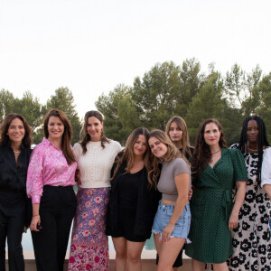 Marlène Schiappa, secrétaire d'Etat, chargée de l'Économie sociale et solidaire et de la Vie associative avec Charlotte Gabris, Sandra Sisley, Léna Simonne, Julia Layani, Vanessa Guide, Nami Isackson, Melococo, Josephine Drai, Tristane Banon et Elise Goldfarb - Deuxième édition du challenge caritatif "Talon Pointe Saison 2 / Can-Am" sur le circuit Paul Ricard au Castellet, France, le 8 juillet 2022. © Patrick Carpentier/Bestimage 