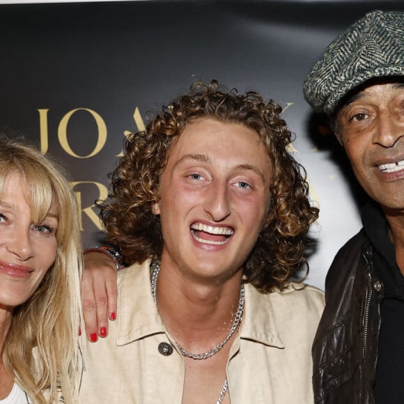 No web - Joalukas Noah avec ses parents, Isabelle Camus et Yannick Noah lors de la soirée d'anniversaire de Joalukas Noah, fils de Yannick Noah et Isabelle Camus, pour ses 18 ans à Paris le 10 juin 2022. © Cyril Moreau / Bestimage 