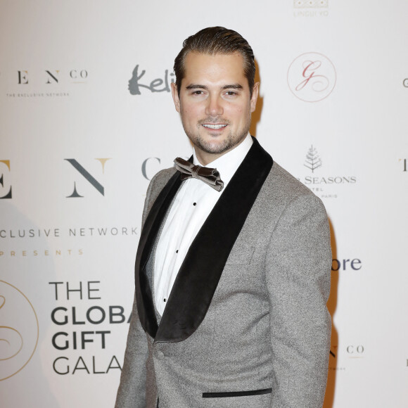 Victor (compagnon de Capucine Anav) - Photocall de la 10ème édition du "Global Gift Gala 2021" à l'hôtel Four Seasons Hotel George V à Paris le 30 octobre 2021. © Marc Ausset Lacroix/Bestimage 