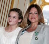 Charlotte Valandrey et sa fille Tara -Remise de la medaille de Chevalier de l'Ordre des Arts et des Lettres par la Ministre de la Culture et de la Communication, au Ministere de la Culture.