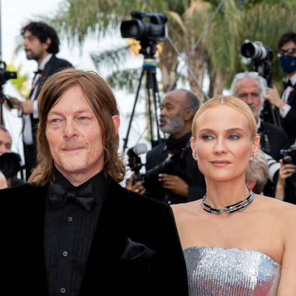 Norman Reedus et sa compagne Diane Kruger - Montée des marches pour la cérémonie de clôture du 75ème Festival International du Film de Cannes. Le 28 mai 2022 © Olivier Borde / Bestimage