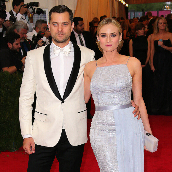 Diane Kruger et son compagnon Joshua Jackson - Soirée du Met Ball / Costume Institute Gala 2014: "Charles James: Beyond Fashion" à New York, le 5 mai 2014.