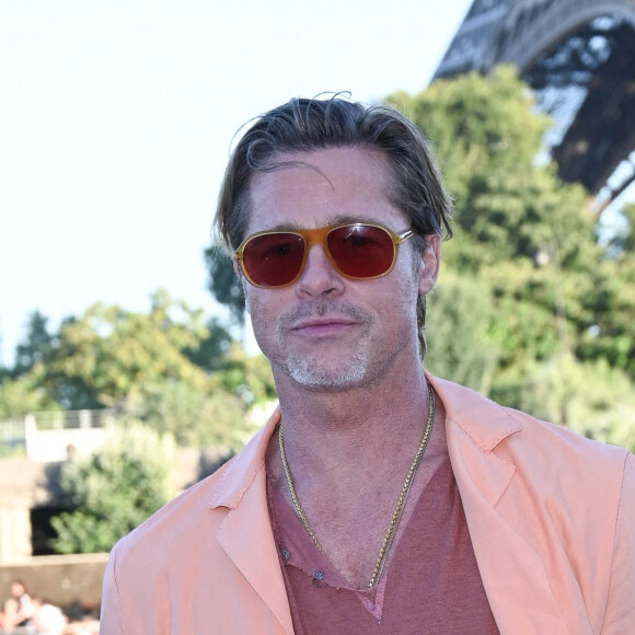 Brad Pitt - Photocall du film "Bullet Train" sur le bateau-mouche "L'Excellence" au Port Debilly à Paris. Le 16 juillet 2022 © Coadic Guirec / Bestimage 