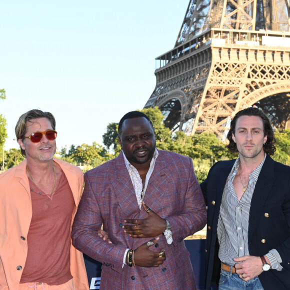 Brad Pitt, Brian Tyree Henry et Aaron Taylor-Johnson - Photocall du film "Bullet Train" sur le bateau-mouche "L'Excellence" au Port Debilly à Paris. Le 16 juillet 2022 © Coadic Guirec / Bestimage 