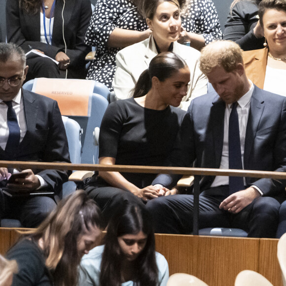 Le prince Harry, duc de Sussex et Meghan Markle, duchesse de Sussex, lors de la célébration du "Nelson Mandela International Day" au siège de l'ONU à New York. Le Prix Nelson Mandela des Nations Unies 2020 a été décerné à Mme Marianna V. Vardinoyannis de Grèce et au Dr Morissanda Kouyate de Guinée. New York, le 18 juillet 2022.