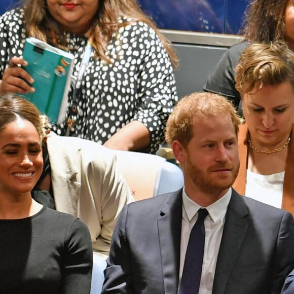 Le prince Harry, duc de Sussex et Meghan Markle, duchesse de Sussex, lors de la célébration du "Nelson Mandela International Day" au siège de l'ONU à New York. Le Prix Nelson Mandela des Nations Unies 2020 a été décerné à Mme Marianna V. Vardinoyannis de Grèce et au Dr Morissanda Kouyate de Guinée. New York, le 18 juillet 2022.