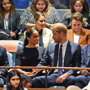 Le prince Harry, duc de Sussex et Meghan Markle, duchesse de Sussex, lors de la célébration du "Nelson Mandela International Day" au siège de l'ONU à New York. Le Prix Nelson Mandela des Nations Unies 2020 a été décerné à Mme Marianna V. Vardinoyannis de Grèce et au Dr Morissanda Kouyate de Guinée. New York, le 18 juillet 2022.