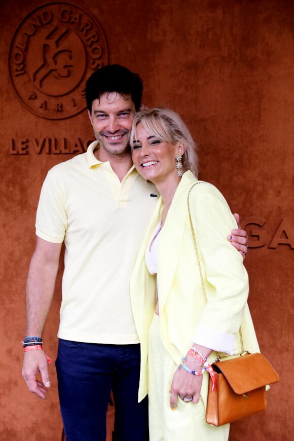 Elodie Gossuin et son mari Bertrand Lacherie au village lors des Internationaux de France de Tennis de Roland Garros 2022 à Paris, France, le 5 juin 2022. © Dominique Jacovides/Bestimage 