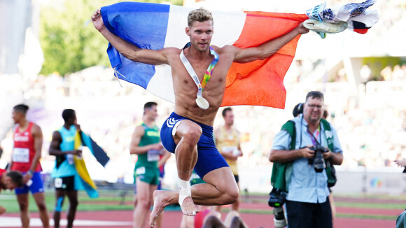 Kevin Mayer en couple avec Delphine : l'émotion de sa compagne après le sacre !