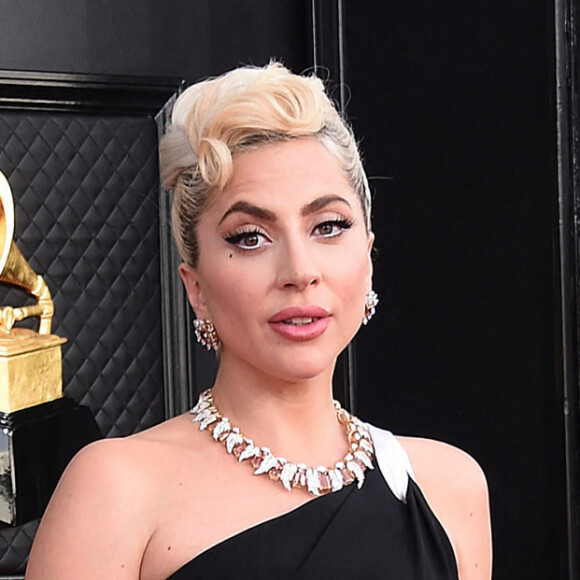 Lady Gaga au photocall de la 64ème édition des Grammy Awards au MGM Grand Garden à Las Vegas le 3 avril 2022. 