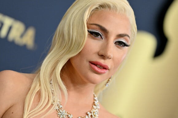 Lady Gaga lors du photocall de la 28ème édition des Screen Actors Guild Awards, ("SAG Awards"), au Barker Hangar à Santa Monica, Los Angeles, Californie, Etats-Unis, le 27 février 2022.