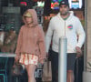 Exclusif - Lady Gaga et son compagnon Michael Polansky font du shopping à Malibu le 21 mai 2022. 
