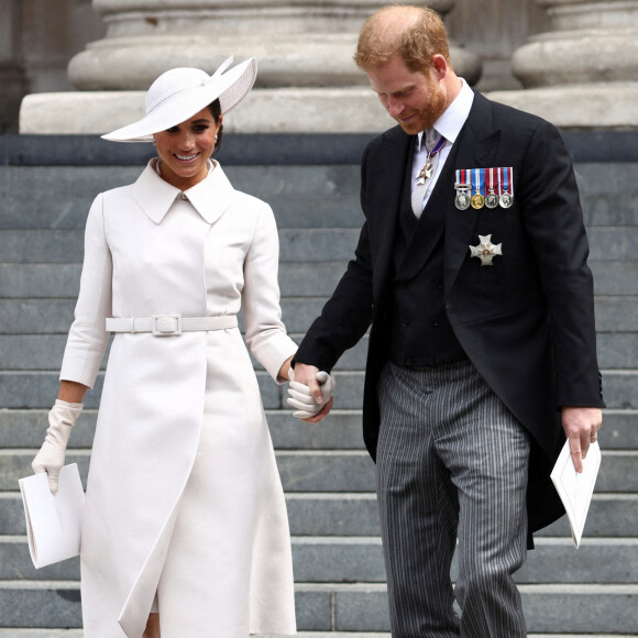 Le prince Harry et Meghan Markle - Les membres de la famille royale et les invités lors de la messe du jubilé, célébrée à la cathédrale Saint-Paul de Londres le 3 juin 2022. 