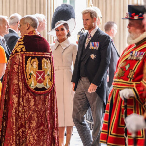 Le prince Harry, duc de Sussex, et Meghan Markle, duchesse de Sussex, lors de la messe célébrée à la cathédrale Saint-Paul de Londres, dans le cadre du jubilé de platine (70 ans de règne) de la reine Elisabeth II d'Angleterre. Londres, le 3 juin 2022.